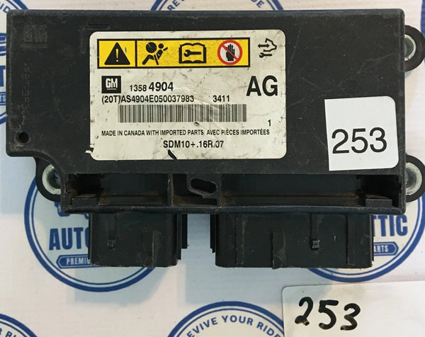 Body Control Module Bag 13584904 Chevrolet Volt 2012 OEM