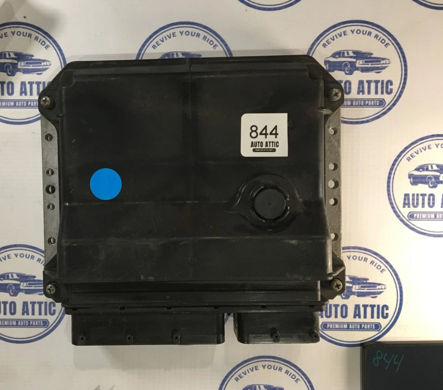 Engine Control Unit 89661-52J40 Toyota Yaris 2009 OEM