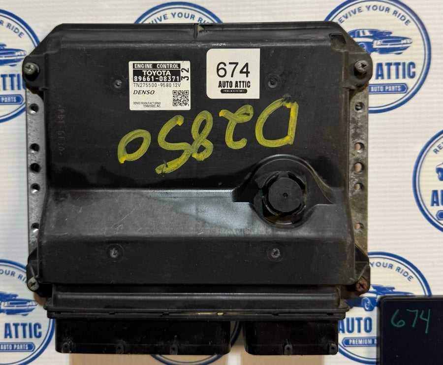 Engine Control Module 8966108371 Toyota Sienna 2013-2014 OEM