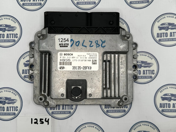 Engine Computer Control Module Unit 39135-2BFK0 Hyundai Veloster 2016 OEM